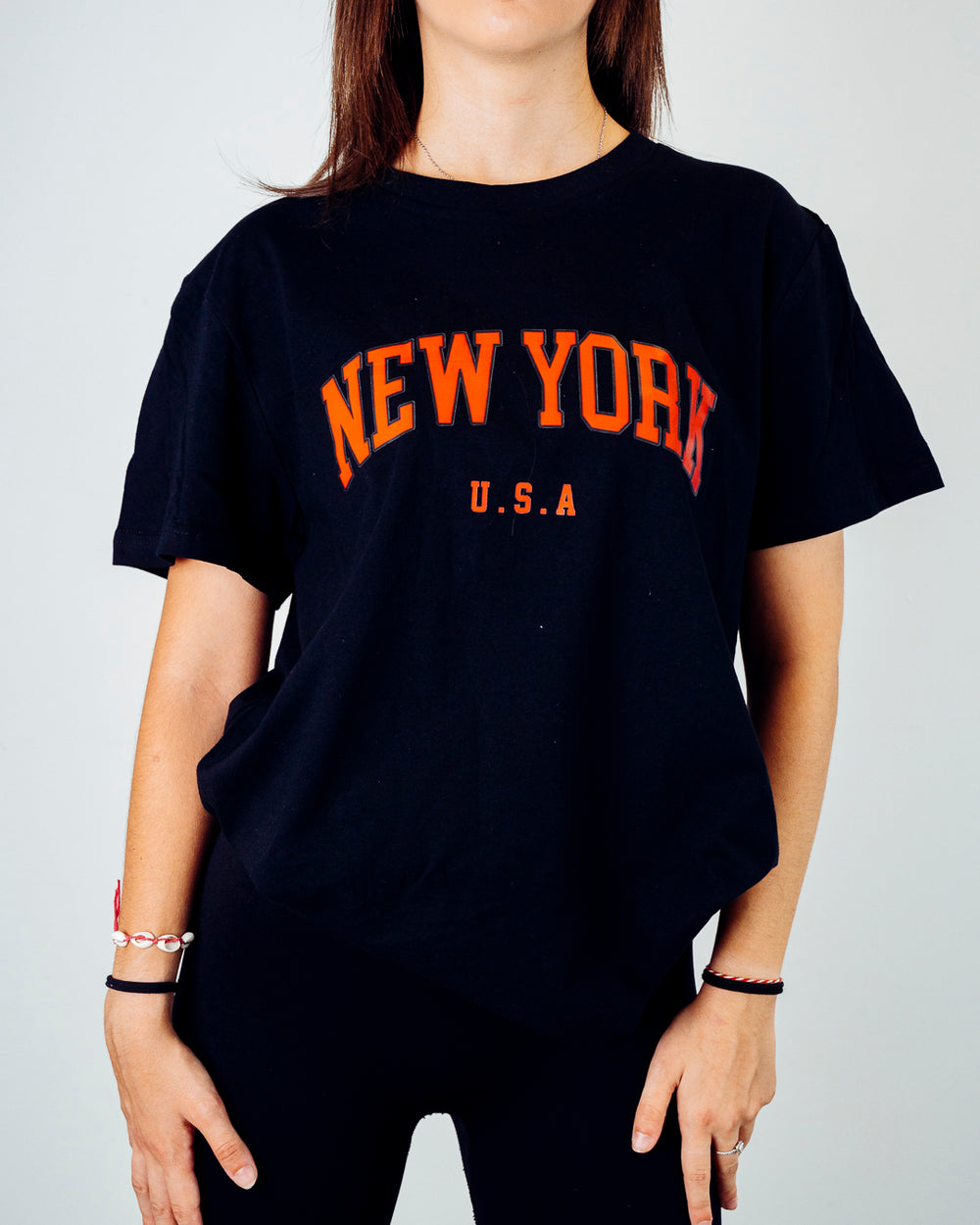 T-shirt NEW YORK nera scritta rossa