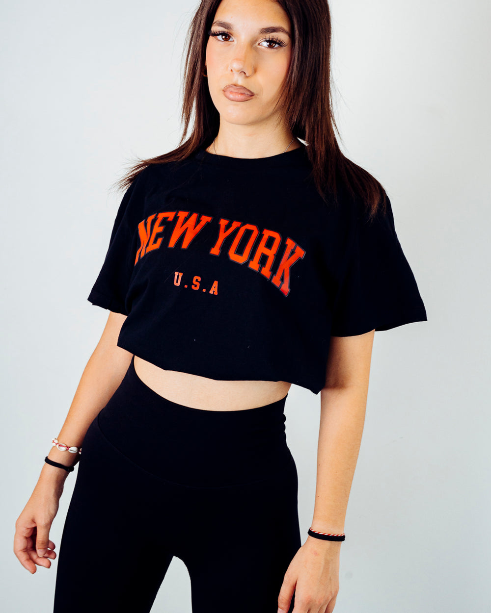 T-shirt NEW YORK nera scritta rossa