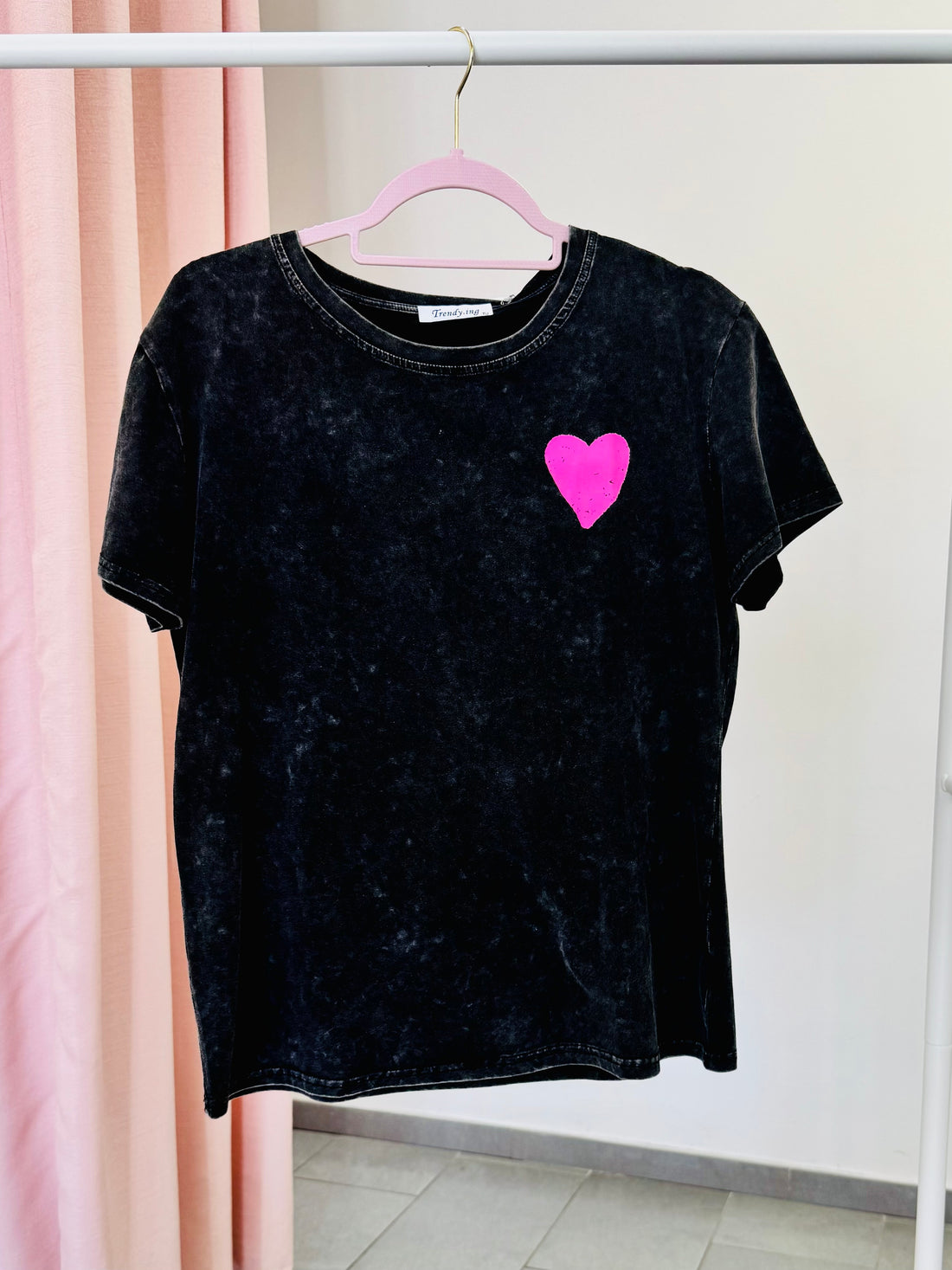 T-shirt LOVE grigio scuro